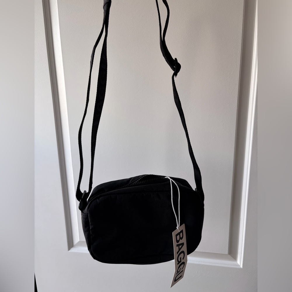 NWT Baggu Camera Crossbody